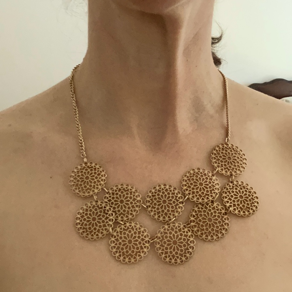 Necklace with adjustable chain